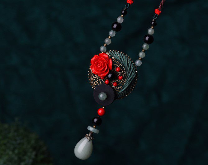 Red Rose Necklace